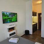 S8 Small