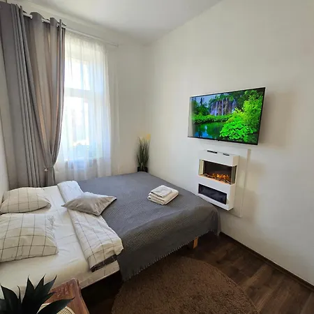 S8 Small Διαμέρισμα *