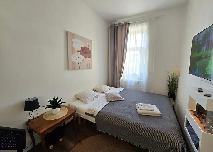 S8 Small Apartmán *